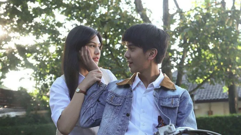 Adegan Romantis Dilan dan Milea
