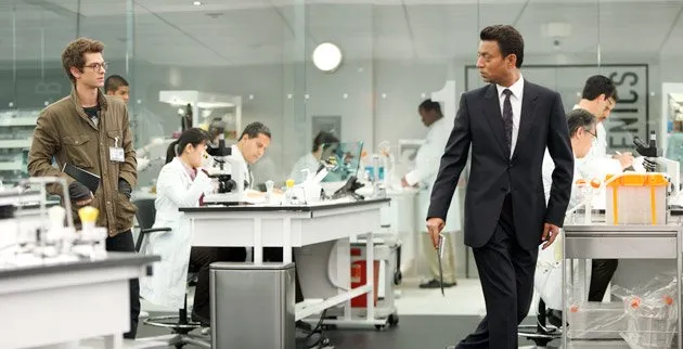 Irrfan Khan yang beradu akting dengan Andrew Garfield dalam 'THE AMAZING SPIDERMAN' @apnatimepass.com