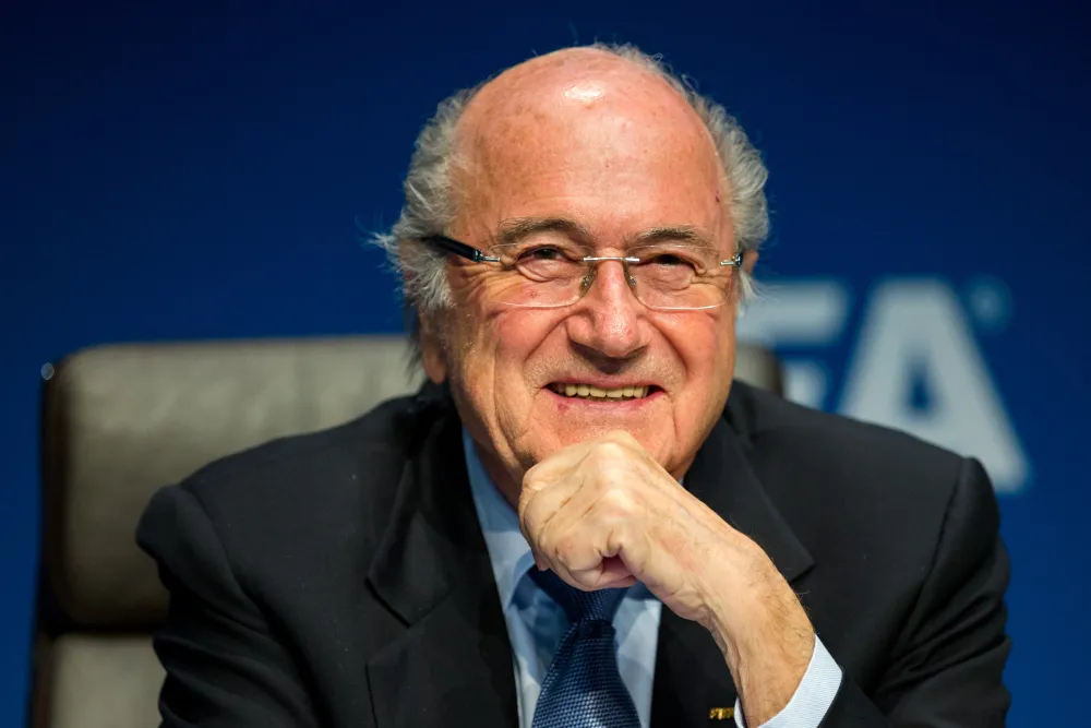 Inilah sosok Sepp Blatter, pria yang dikabarkan dekat dengan Irina @ thebiglead.com