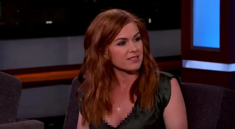 Isla Fisher jadi bintang tamu di Jimmy Kimmel © Youtube.com/ Jimmy Kimmel Show