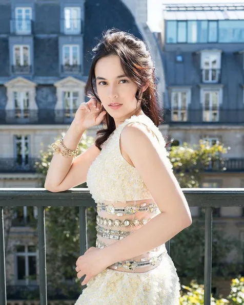Pakai dress ini, Chelsea Islan terlihat semakin mempesona. /©instagram.com/npmphoto