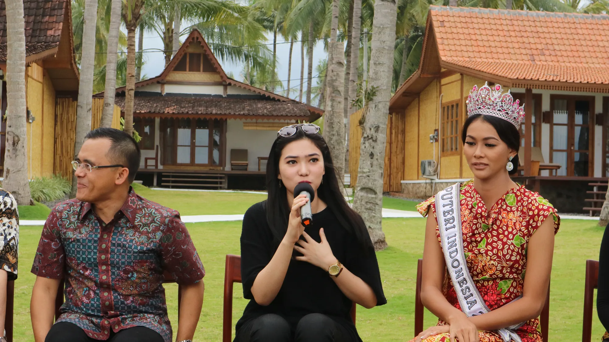 Isyana sempat dihadang badai di Banyuwangi ©KapanLagi.com®/Agista Rully