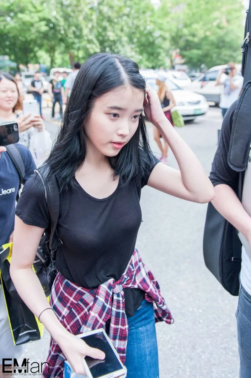 IU kayak remaja © EMfan