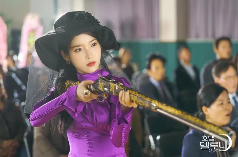 2.Dress Ungu IU di HOTEL DEL LUNA