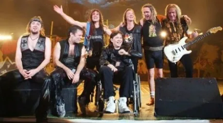 Clive Burr dan Personel Iron Maiden