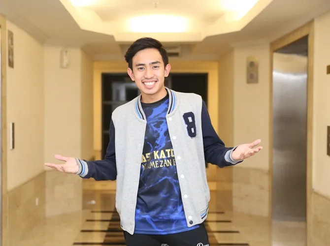 Izzul mendapat dukungan dari dunia maya atas penampilannya. © KapanLagi.com