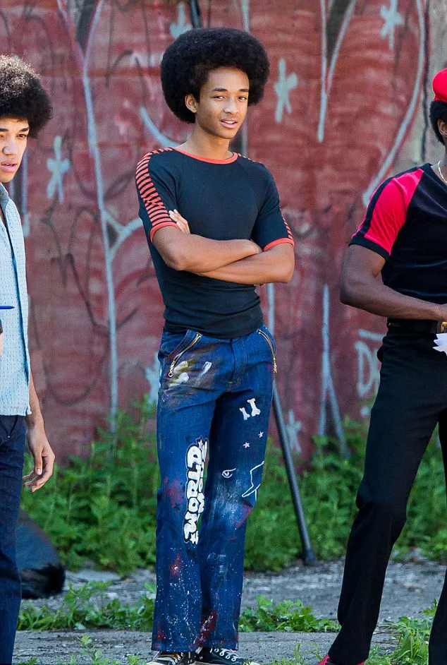 Jaden kenakan wig afro, keren? ©splashnews.com