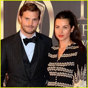 Jamie Dornan dan Amelia Warner/©justjared.com