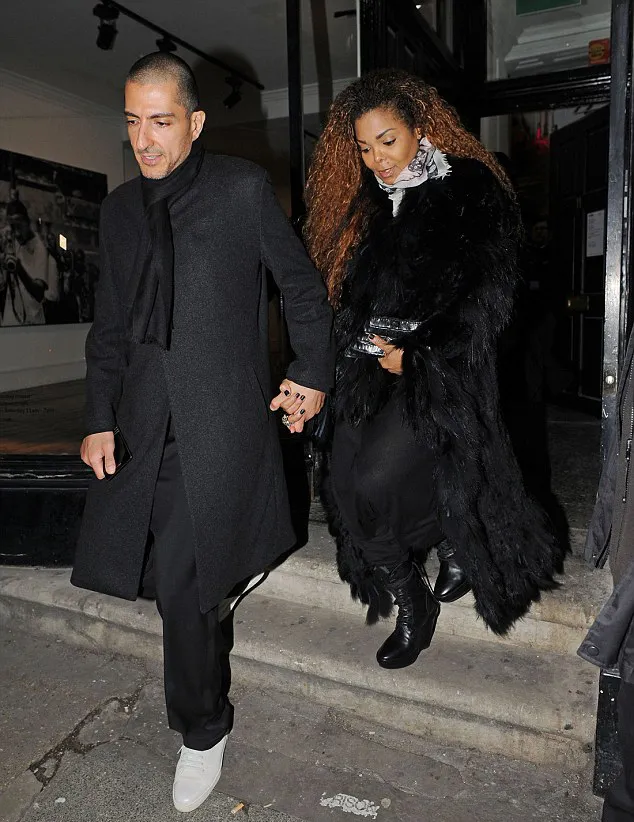 Janet akhirnya hamil, congrats! © dailymail.co.uk