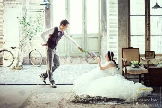 Foto pernikahan Bum Joon Busker Busker - Song Ji Soo via Allkpop