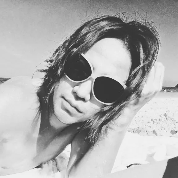 Selfie ganteng Jang Geun Suk bikin meleleh! © instagram.com/apj_jks