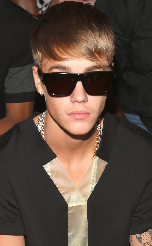 Kumis Justin Bieber @ eonline.co.uk