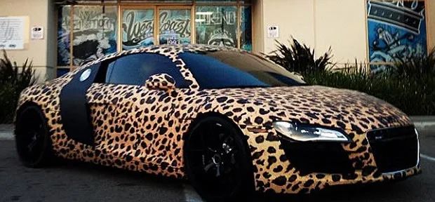 Mobil Audi R8 Justin Bieber @ thesun.co.uk