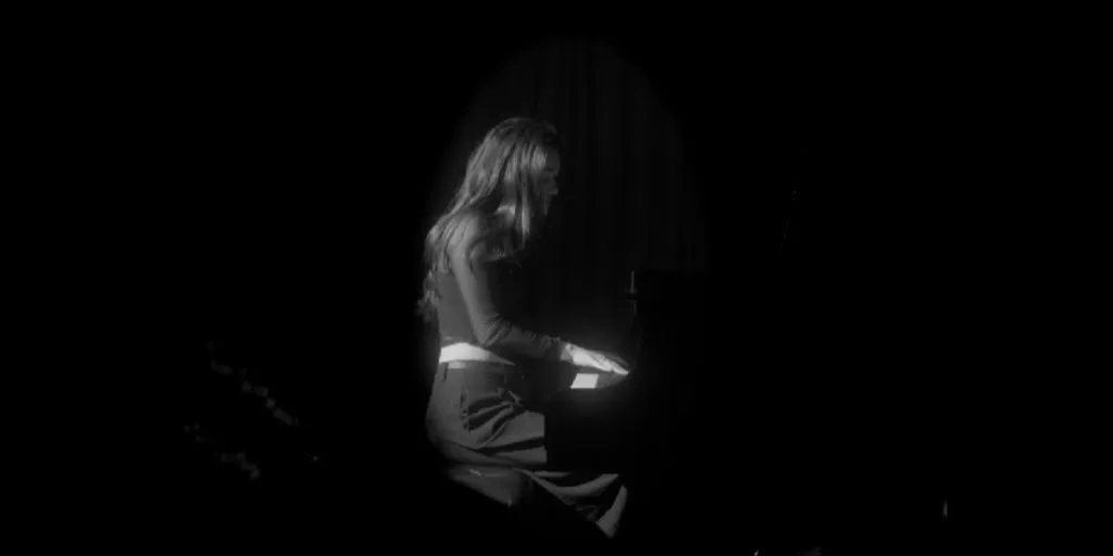 Heleina Zara - Wait