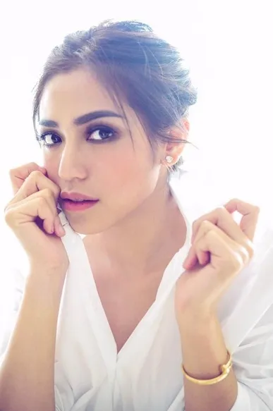 Berbagai konsep telah Jessica Iskandar lakukan dalam beberapa kali pemotretan. /©instagram.com/inijedar