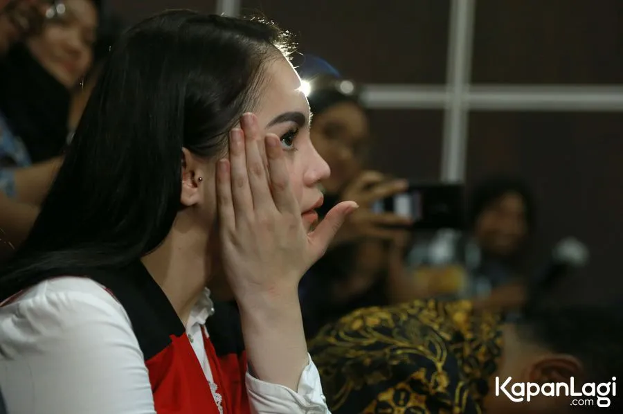 Jennifer tak percaya suaminya berselingkuh © KapanLagi.com®/Agus Apriyanto