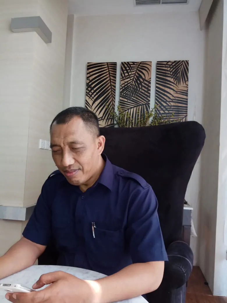 Kepala Umum Gerakan Anti Narkoba Nasional, I Nyoman Adi Peri SH ungkap keberatan Jennifer Dunn divonis empat tahun penjara. © KapanLagi.com/ Fikri Alfi Rosyadi