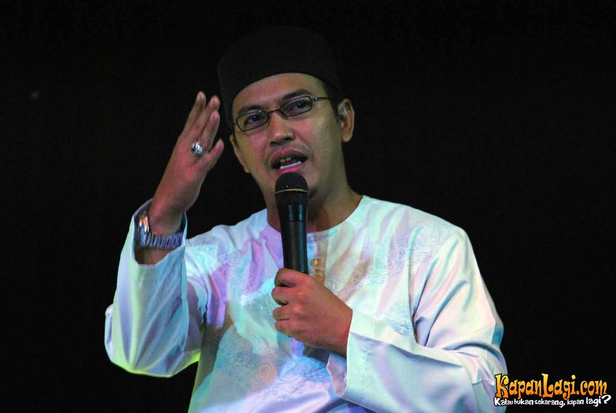 jeffry al buchori dimakamkan usai sholat jumat