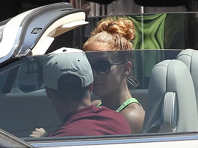 Jennifer Lopez - Casper Smart