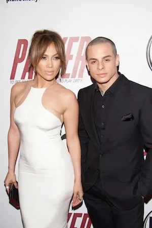Jennifer dan Casper @ showbizspy.com