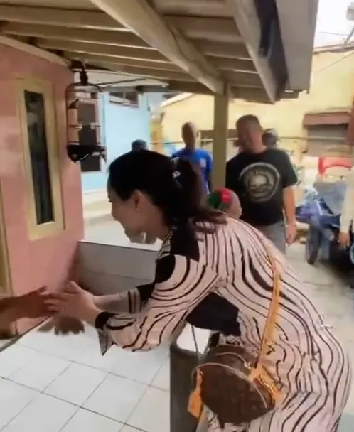 Potret Jennifer Dunn Ikut Haris Faisal (Credit: Instagram/harisfaisal_11)