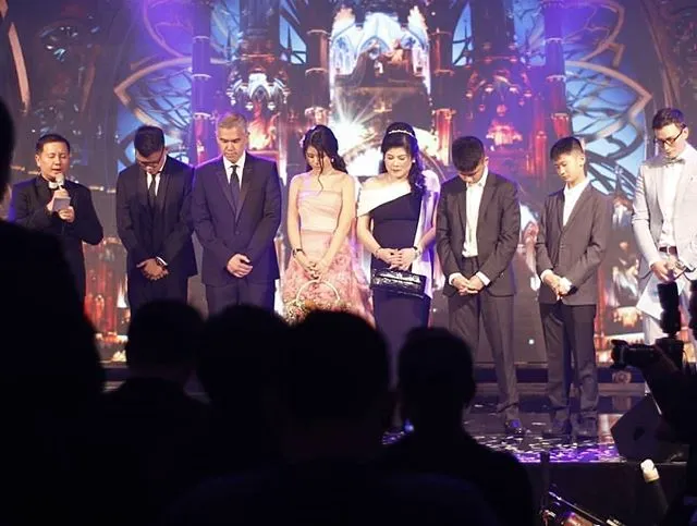 © © instagram.com/mercy_kawilarang