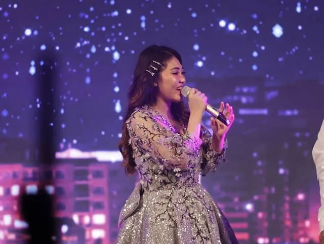 © instagram.com/mercy_kawilarang