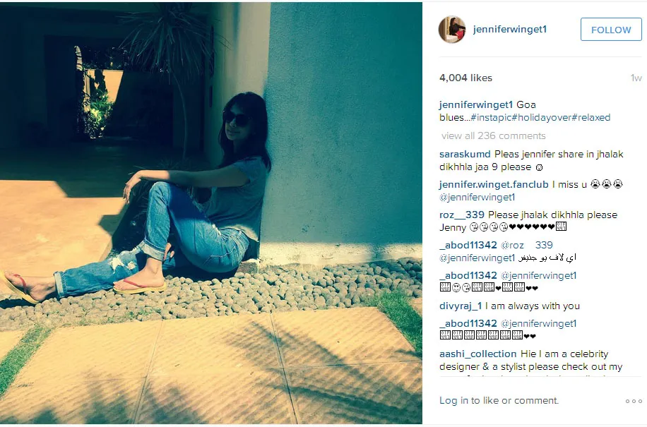Ini dia pose santai Jennifer saat nikmati liburan di Goa © Instagram.com/jenniferwinget1