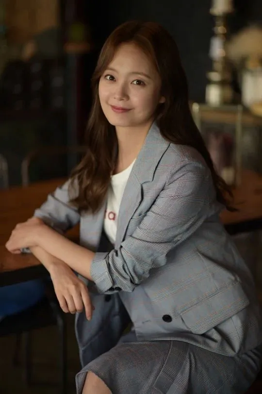 Jeon So Min mengungkap jadi korban pelecehan seksual di dunia entertainment. © koreaboo.com