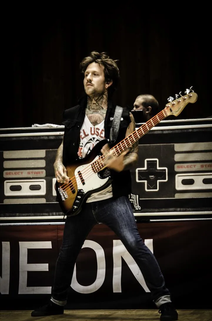 Jeph Howard Bassis The Used/@Theused.net