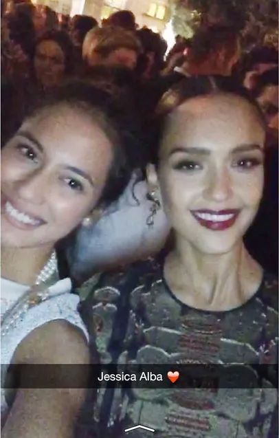 Pevita Pearce dan Jessica Alba duel cantik © Instagram/Pevita Pearce