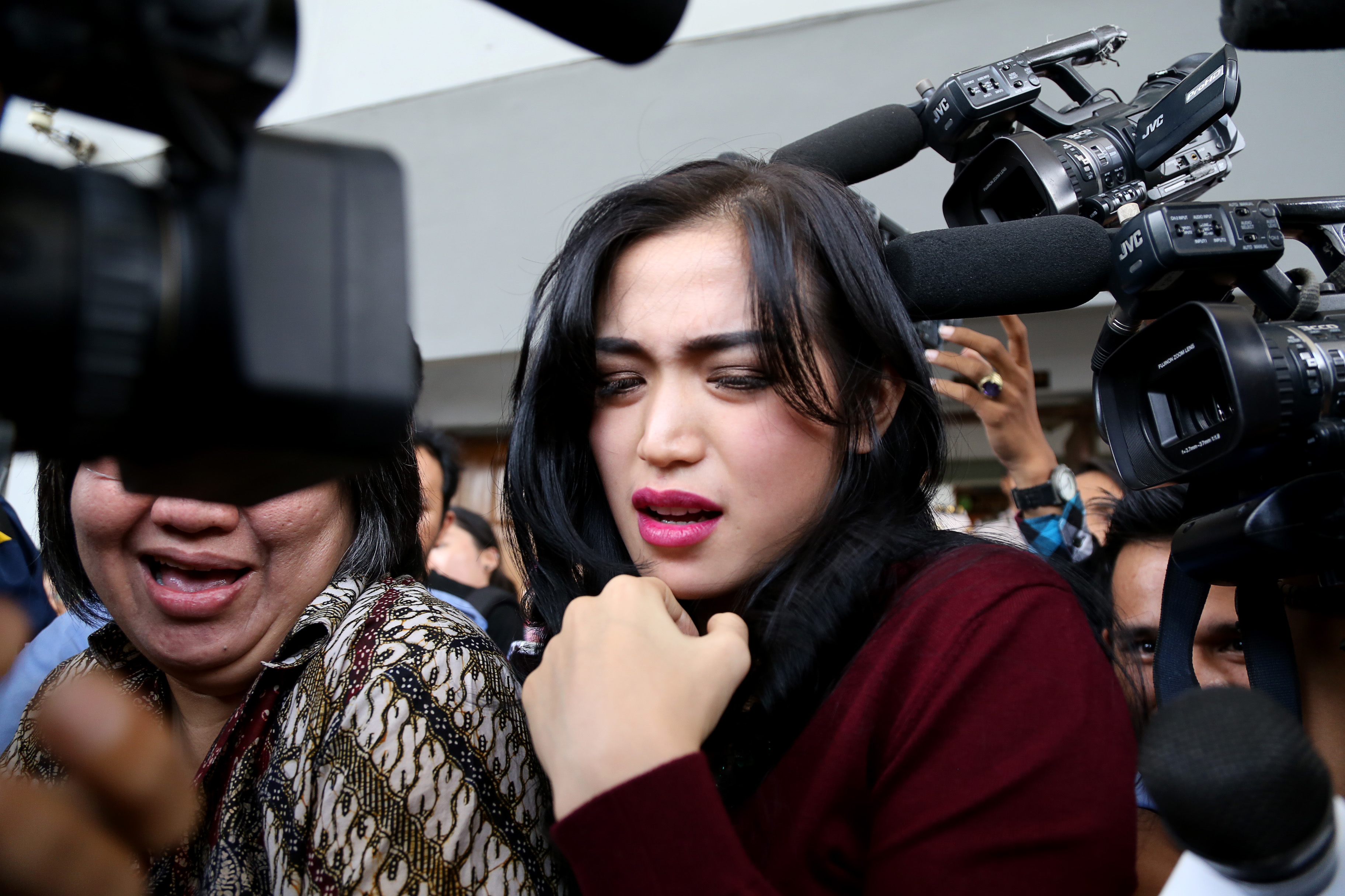 Jessica Iskandar disudutkan dengan dugaan pemalsuan dokumen. ©KapanLagi.com®/Agus Apriyanto
