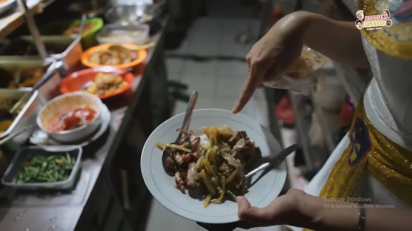 Menu Makan Jessica Iskandar (Credit: Youtube/Jessica iskandar)