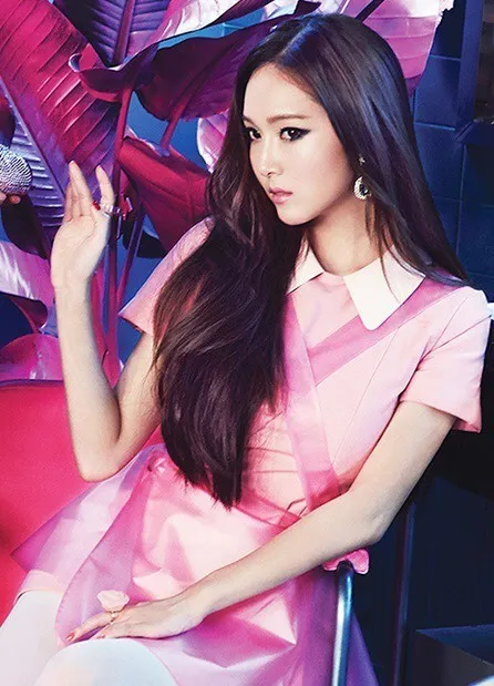 Jessica sedang mencari agensi baru untuk dirinya promosi Korea dan China. ©entertain.naver.com