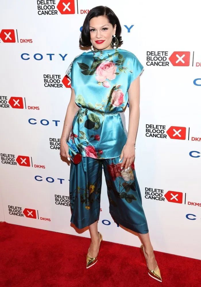 Jessie J @ aceshowbiz.com