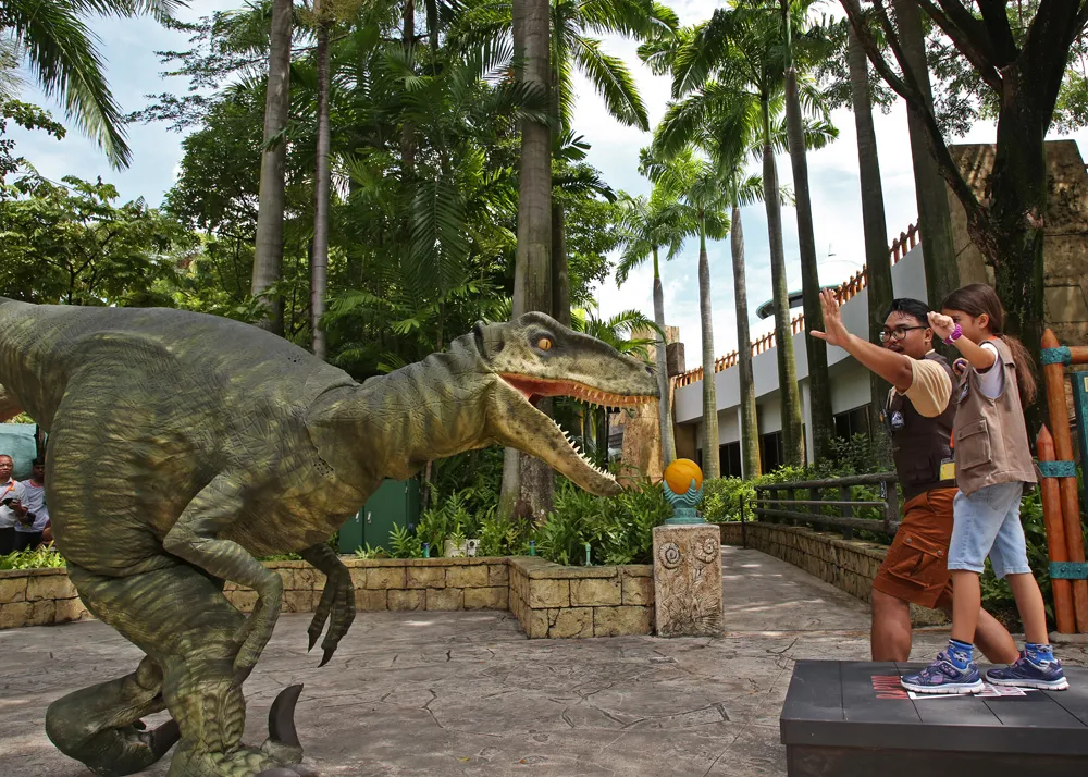 Raptor Training School, Universal Studios Singapore™ ©Resorts World Sentosa