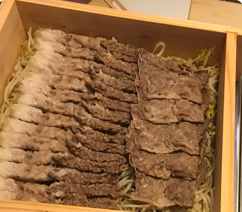 Salah satu menu di restoran Ji © twitter.com/NanaBK0617