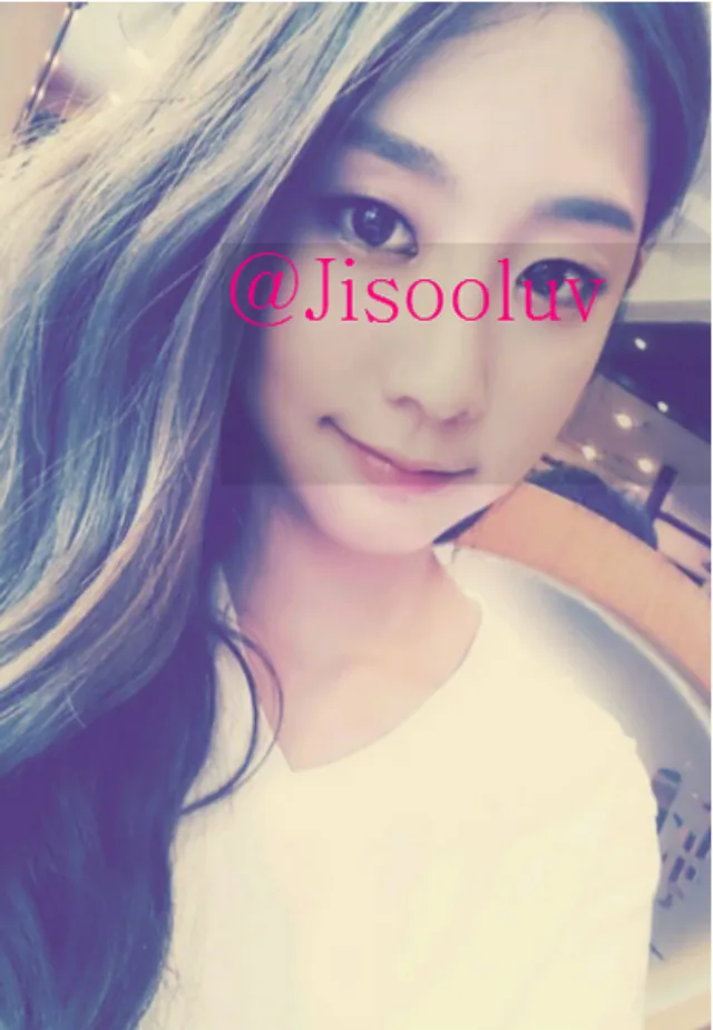 Seo Ji Soo, member Lovelyz yang tertimpa skandal lesbi sampai pelecehan seksual. @naver.co.kr