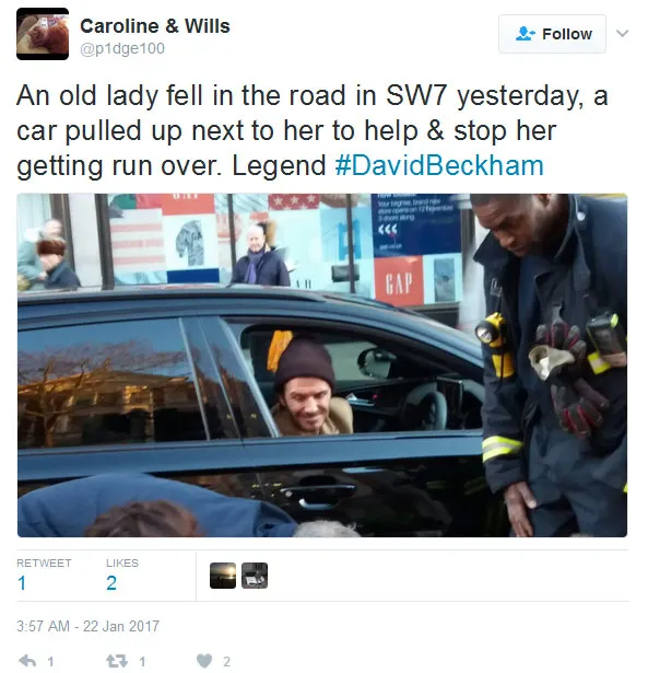 Agar wanita yang pingsan tidak terlindas kendaraan lain, David Beckham memblokir jalanan dengan mobilnya © twitter.com/p1dge100