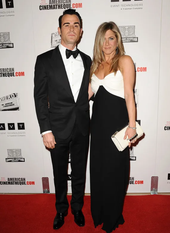 Justin Theroux dan Jennifer Aniston @ huffingtonpost.com