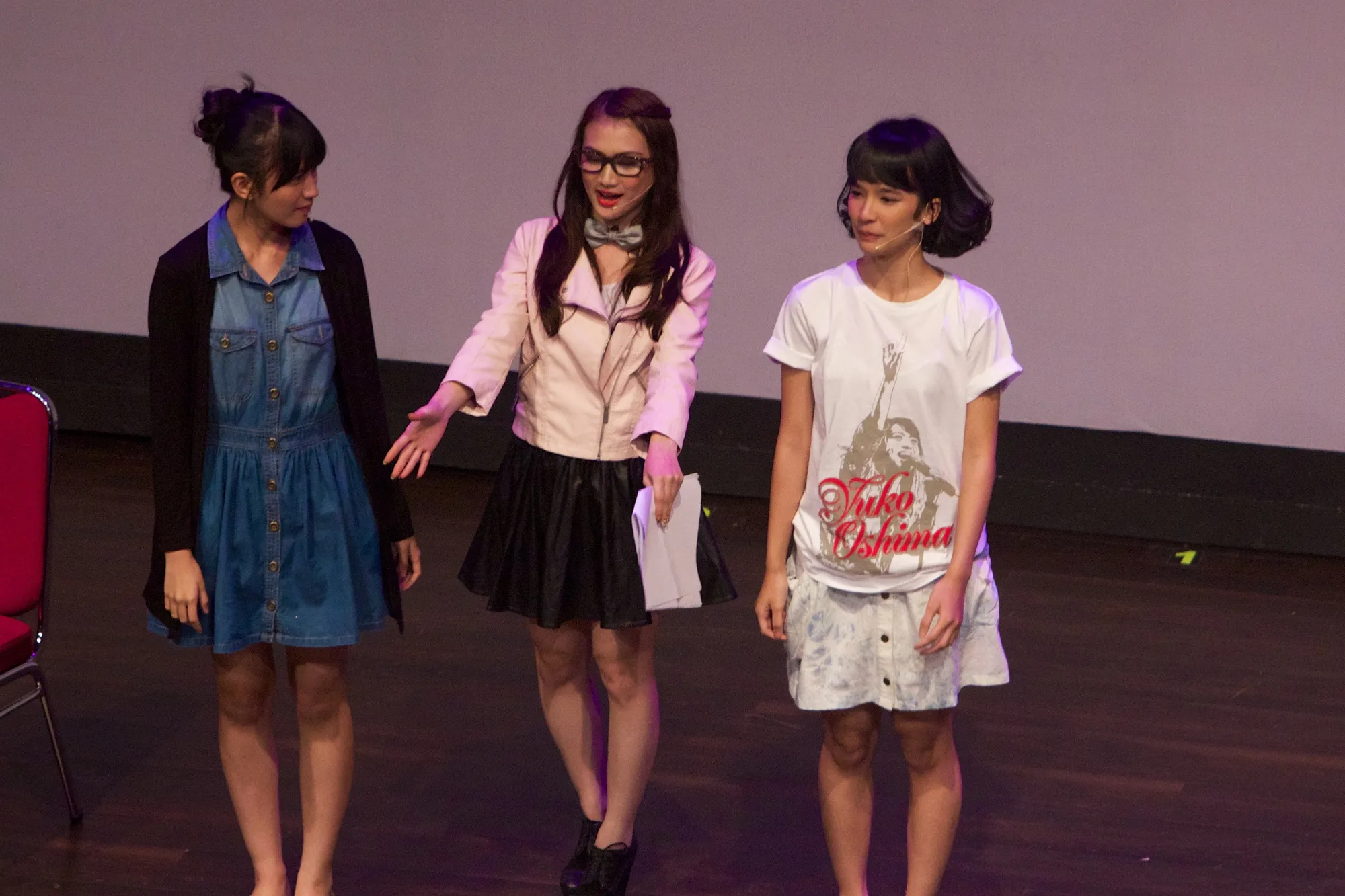 JKT48 dalam konser launching single Gingnam Check 'Arigatou' ©KapanLagi.com/Djoko Poerwanto