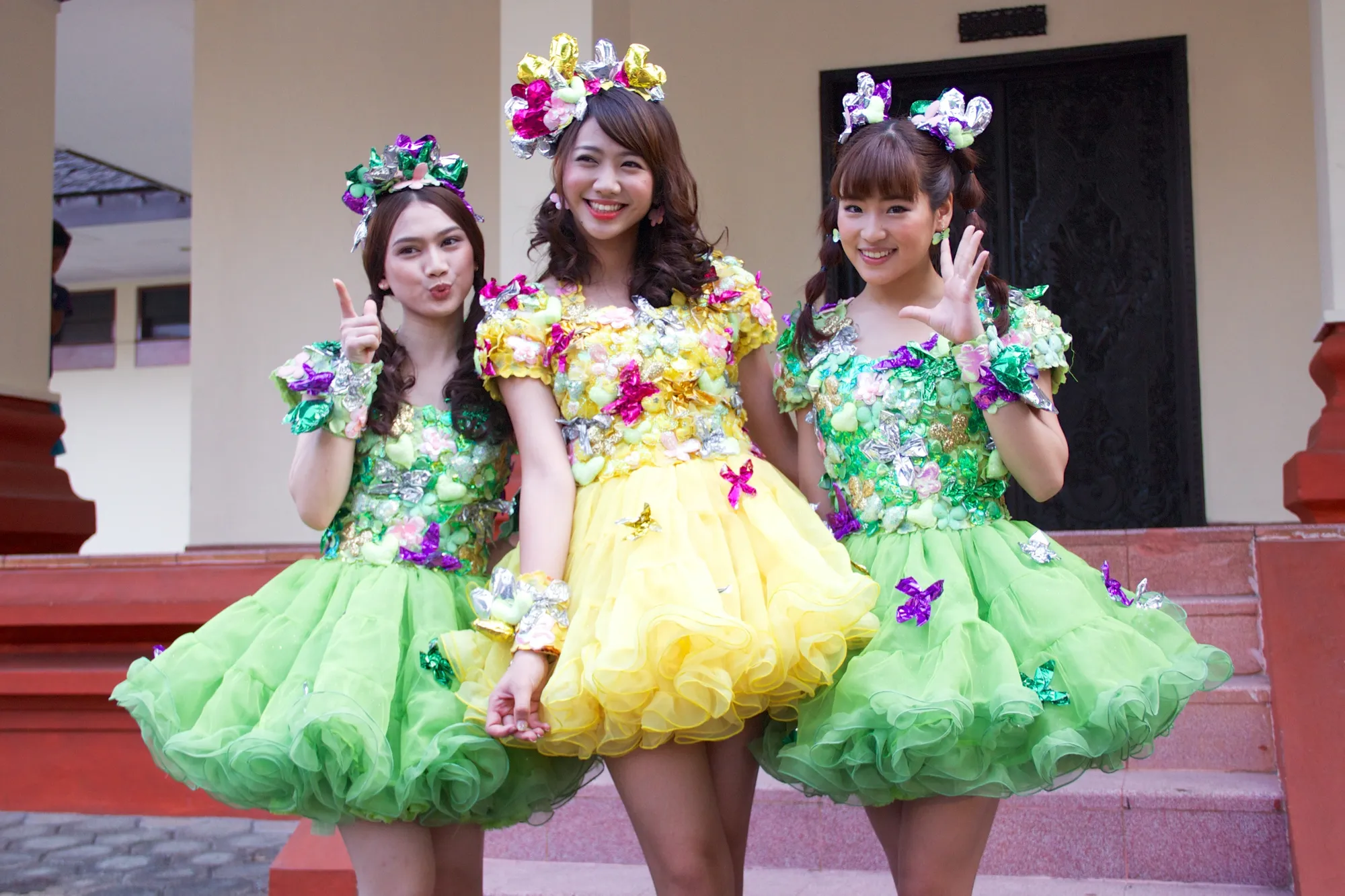 Jadwal show terdekat adalah 6 September 2014. Udah beli voucher live streaming belum?