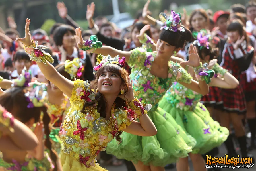 Anggota JKT48 memakai kostum khusus di hari kemerdekaan. KapanLagi.com/Budi Santoso
