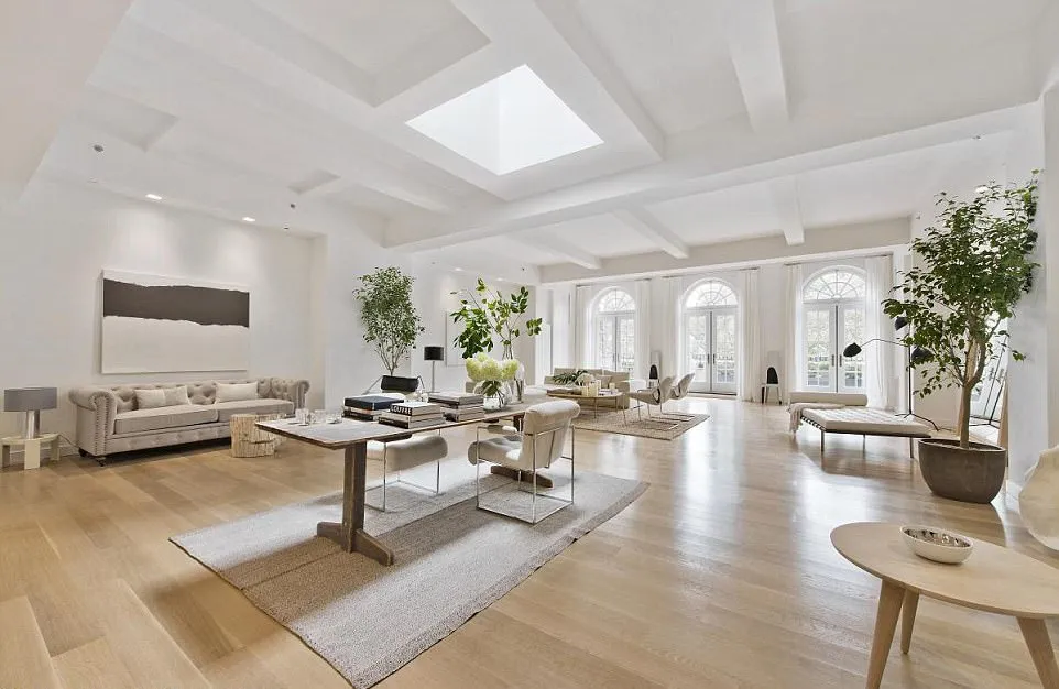 Inilah penthouse mewah JLo yang baru dijual © nytimes.com