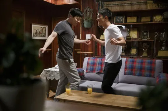Makin nggak sabar nonton HYUNG? © allkpop.com