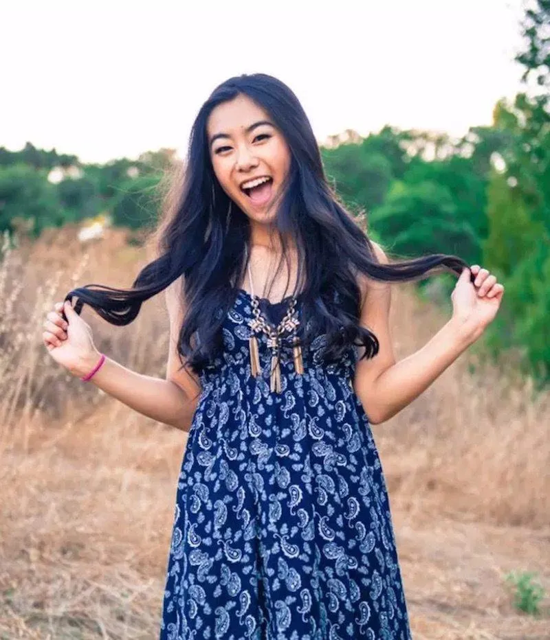 Joceline, gadis berusia 18 tahun yang mencari sosok gebetan melalui bantuan para pengguna twitter © Koreaboo