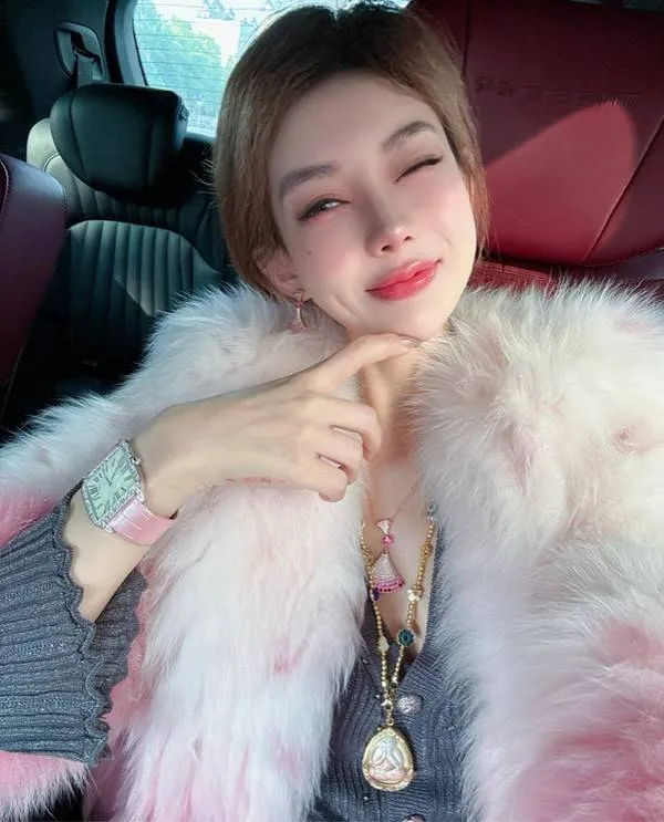 Jocie Guo - kbizoom.com