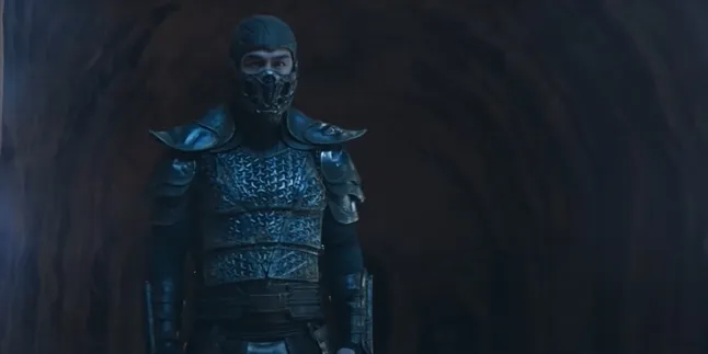 Zirah Sub-Zero yang dipakai Joe Taslim beratnya mencapai 10 kilo. Copyright: Warner Bros Pictures via YouTube.