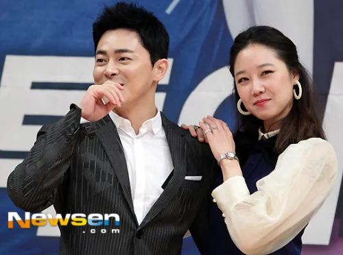 Jo Jung Suk dan Gong Hyo Jin punya chemistry luar biasa, untung Gummy nggak cemburu © newsen.com