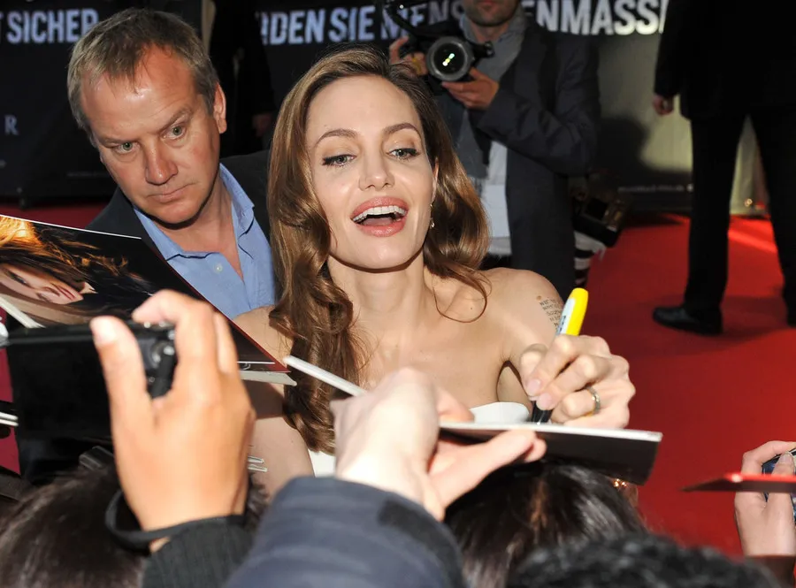 Jolie selalu giat dan total dalam bekerja ©shutterstock.com